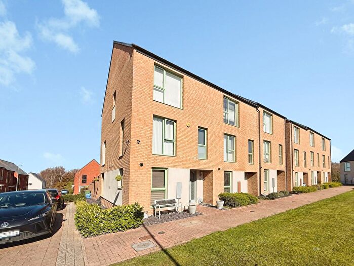 4 Bedroom Terraced House For Sale In Hendy Avenue, Ketley, TF1
