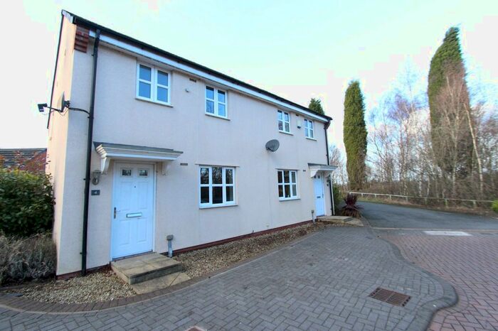 3 Bedroom Semi-Detached House To Rent In Gowan Close, Tamworth B77
