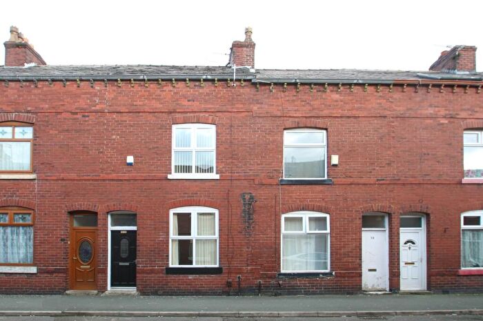 3 Bedroom Terraced House To Rent In Station Road, Eccles, Manchester, M30
