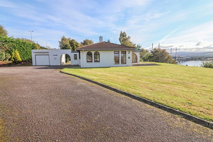 2 Bedroom Detached Bungalow For Sale In Willojan, Old Craigton Road, North Kessock, IV1