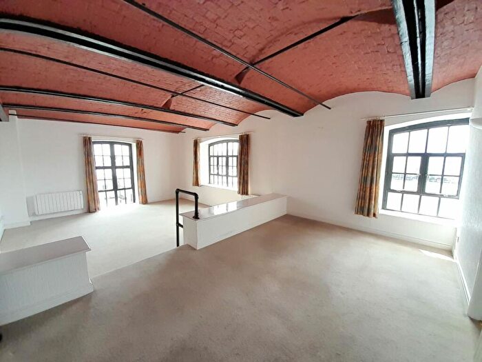 2 Bedroom House To Rent In South Quay, Wapping Quay, Liverpool City, L3