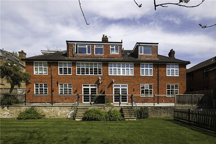 3 Bedroom Flat For Sale In Draxmont Court, Draxmont, SW19
