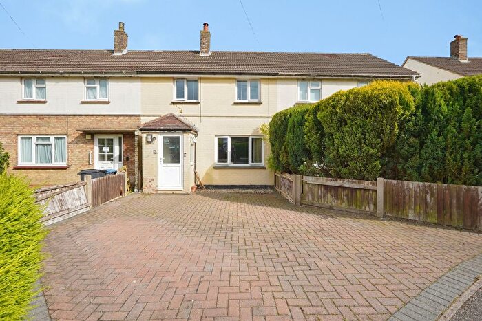 3 Bedroom Terraced House For Sale In Milner Close, Elvington, Dover, Kent, CT15