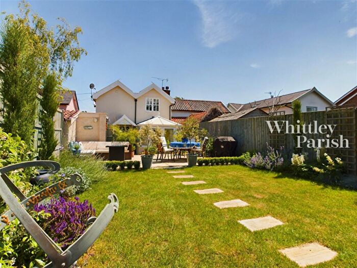 3 Bedroom Cottage For Sale In Grange Road, Wickham Skeith, IP23