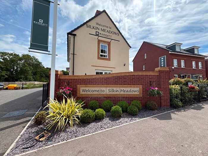 3 Bedroom Semi Detached House For Sale In Queensway, Telford, TF1