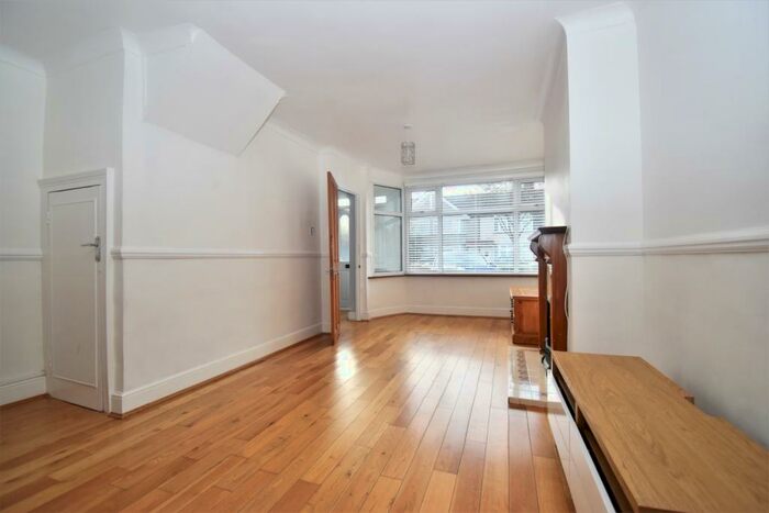 2 Bedroom Terraced House To Rent In Rowley Avenue Sidcup, DA15