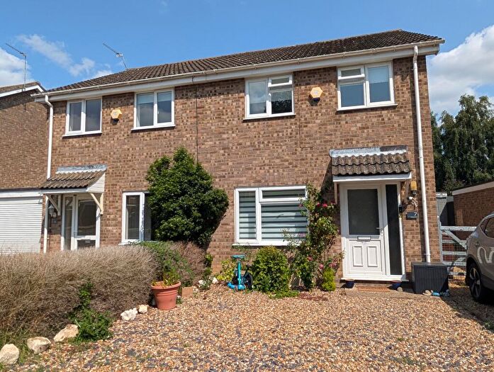 3 Bedroom Semi-Detached House To Rent In Greylag Close, Salhouse, Norwich, NR13