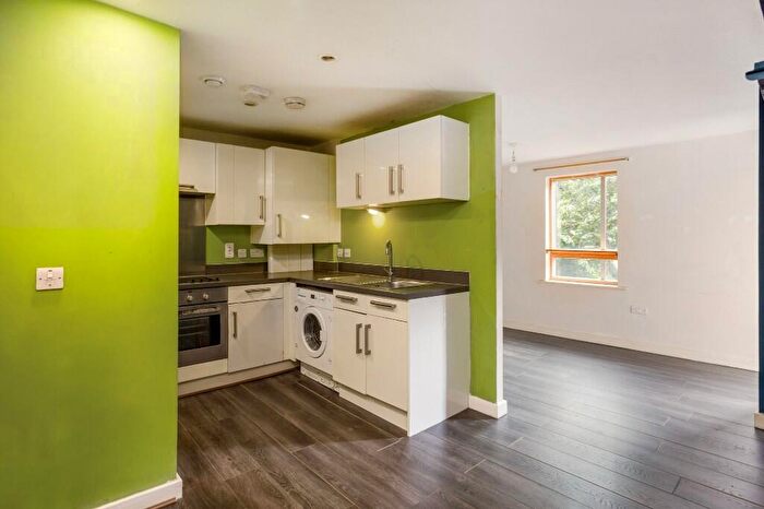 1 Bedroom Flat For Sale In Ducere House, Viaduct Street, London, E2