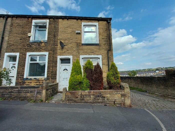 2 Bedroom End Of Terrace House To Rent In Railway Street, Nelson, BB9
