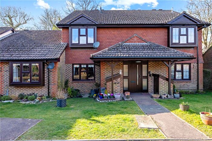 1 Bedroom Retirement Property For Sale In Ash Grove, Fernhurst, GU27