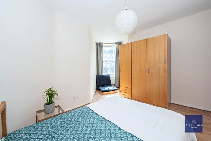 1 Bedroom Apartment To Rent In Lambeth Walk, London, SE11