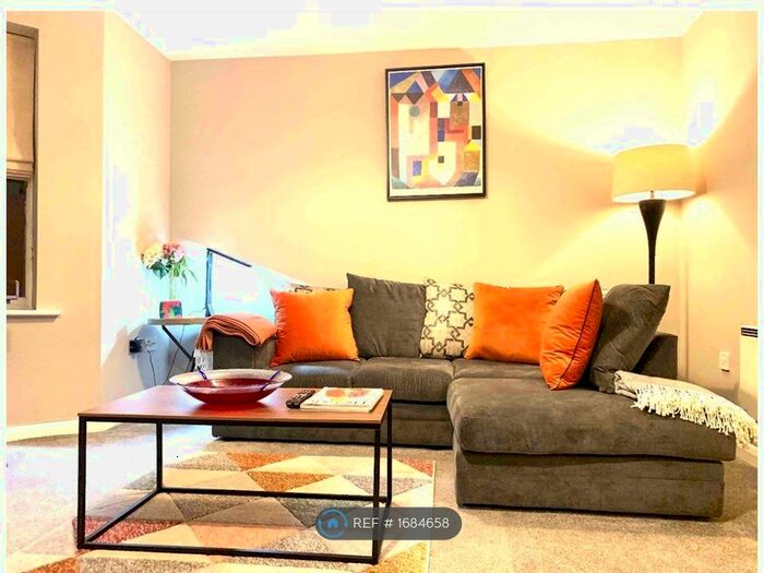 2 Bedroom Flat To Rent In Layerthorpe, York, YO31