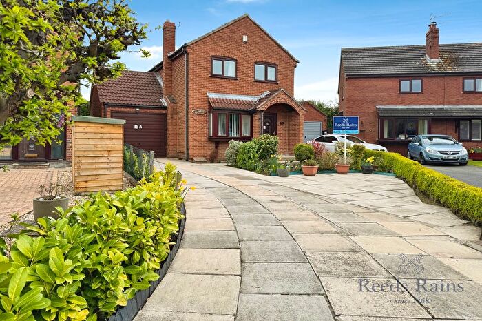 3 Bedroom Detached House For Sale In Holmes Drive, Riccall, York, North Yorkshire, YO19