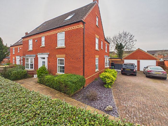 6 Bedroom Detached House For Sale In Kicks Farm Close, Bridgwater, TA7