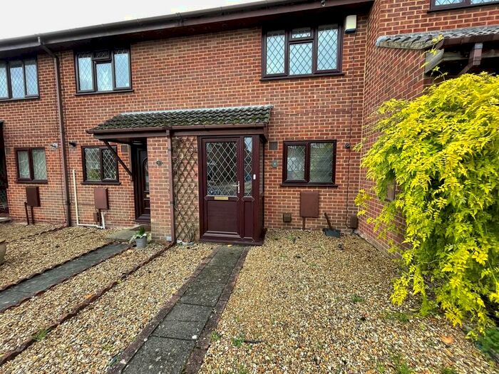 2 Bedroom Terraced House To Rent In Chaffinch Close, Poole, BH17