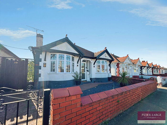 2 Bedroom Detached Bungalow For Sale In Regent Road, Rhyl, Denbs, LL18