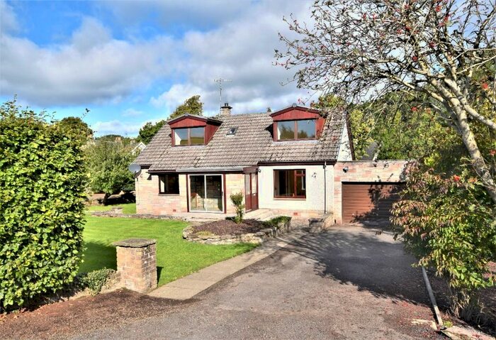 4 Bedroom Detached House For Sale In Pitcairngreen, Perth, Perthshire PH1