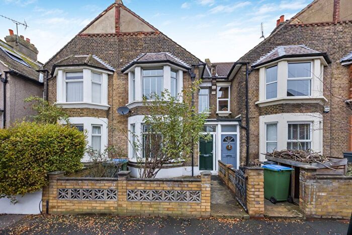 2 Bedroom Terraced House For Sale In Verulam Avenue, Walthamstow, E17