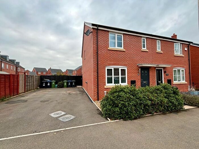 3 Bedroom House To Rent In Bailey Avenue, Meon Vale, Stratford-upon-Avon, CV37