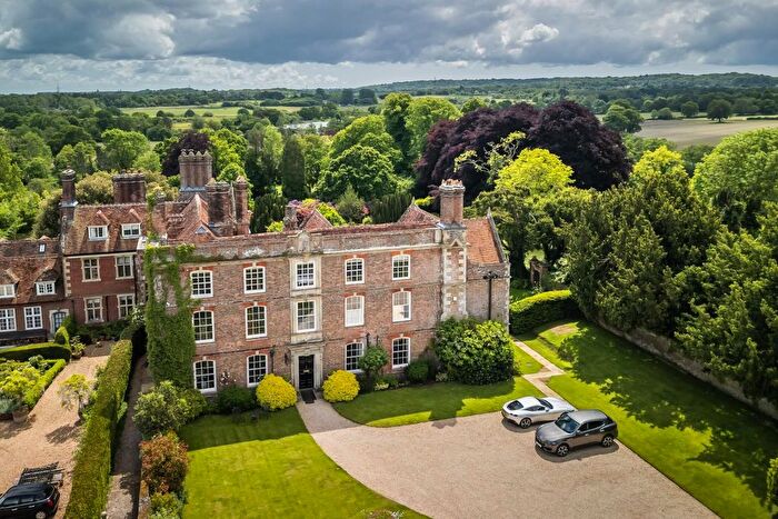 6 Bedroom Property For Sale In Stock Lane, Landford, Salisbury, SP5