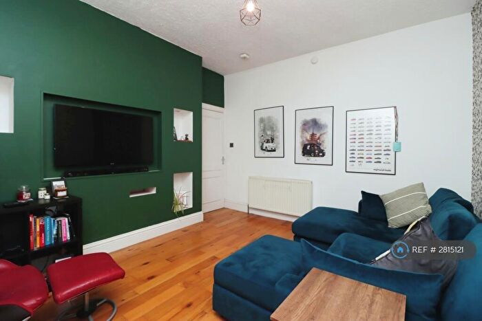 1 Bedroom Flat To Rent In Meldrum Road, Kirkcaldy, KY2