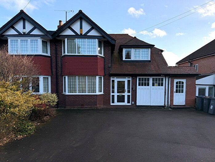 3 Bedroom Semi Detached House For Sale In Redditch Road, Birmingham, West Midlands, B38