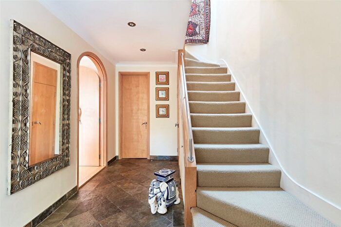 5 Bedroom Detached House To Rent In Sutherland Grove, Putney, London, SW18