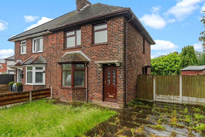 3 Bedroom Semi Detached House For Sale In Dale Road, Golborne, WA3