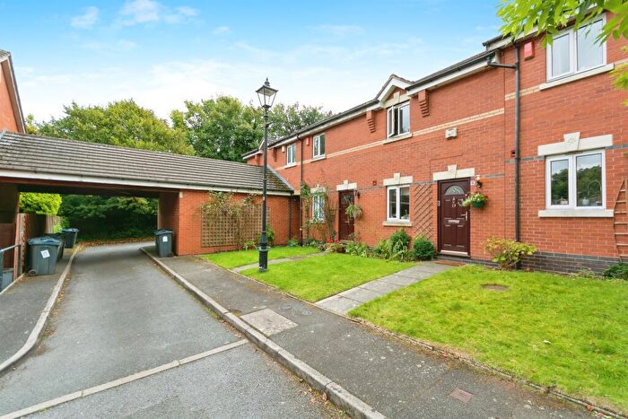 2 Bedroom House To Rent In Admiral Place, Moseley, Birmingham, B13