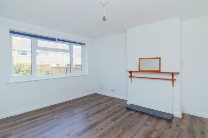 3 Bedroom Terraced House To Rent In Bramshaw Road, Canterbury, CT2