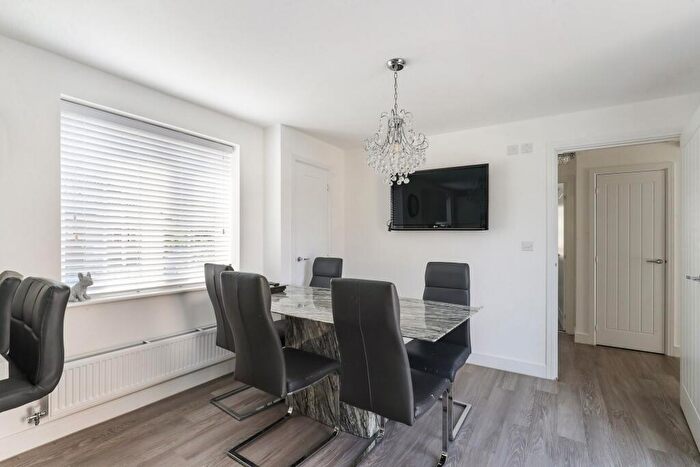 4 Bedroom Detached House For Sale In Colliers Gardens, Backwell, BS48