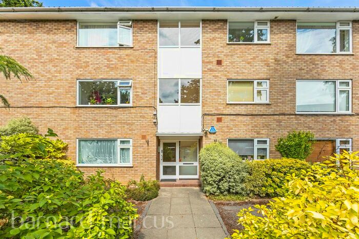 1 Bedroom Flat To Rent In Sandal Road, New Malden, KT3