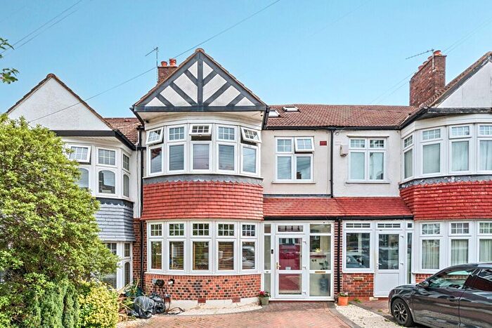 5 Bedroom Terraced House For Sale In Sundial Avenue, South Norwood, London, SE25