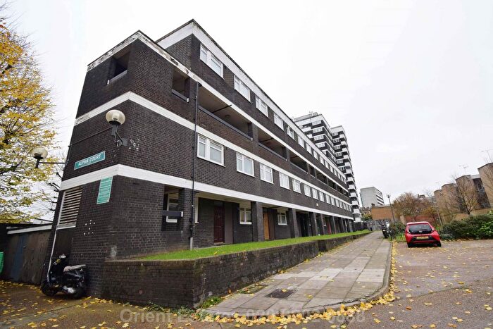 3 Bedroom Flat To Rent In Raglan Street, London, NW5