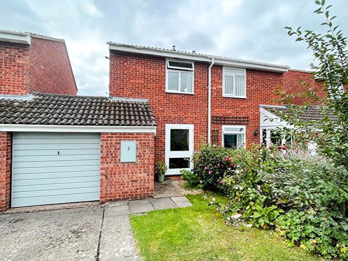 3 Bedroom Semi-Detached House To Rent In Winston Close, Ledbury, HR8