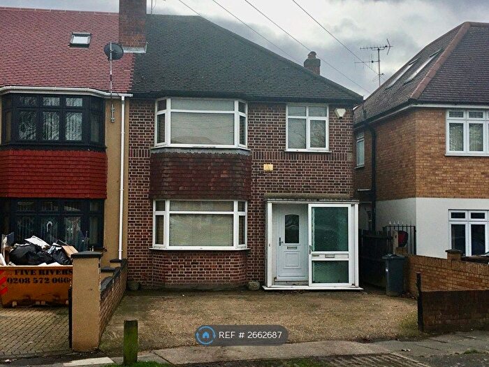 3 Bedroom Semi-Detached House To Rent In Fern Lane, Hounslow, TW5