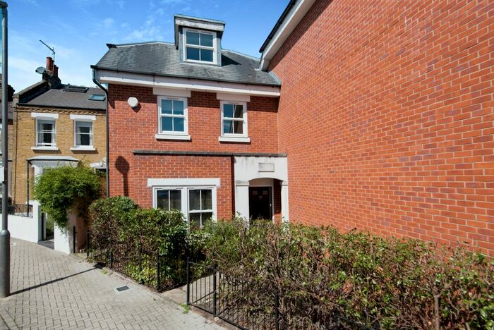 4 Bedroom Terraced House To Rent In Bective Road, London, SW15