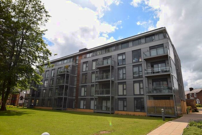 2 Bedroom Flat To Rent In Newsom Place, St Peters Road, St Albans, AL1