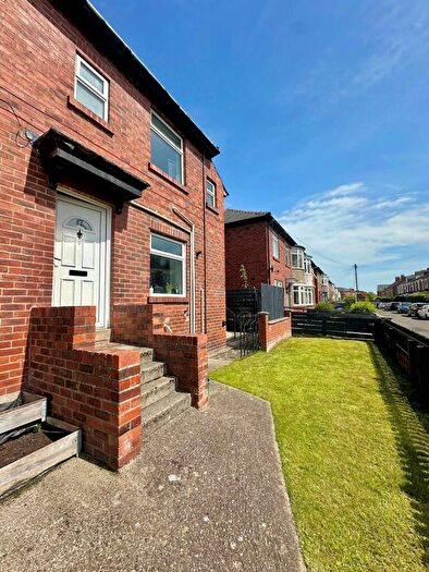 2 Bedroom Flat To Rent In Stannington Avenue, Newcastle Upon Tyne, NE6