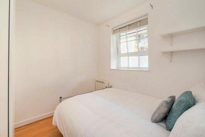 2 Bedroom Flat To Rent In Ebury Bridge Road, Pimlico, London, SW1W