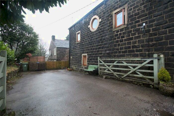 3 Bedroom Semi-Detached House To Rent In Holly Leaf Cottage, Holly Grove, Ward Lane, Diggle, OL3