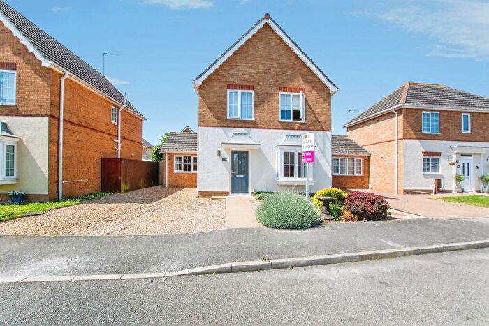 3 Bedroom Semi-Detached House For Sale In Pilgrim Gardens, Fishtoft, Boston, PE21