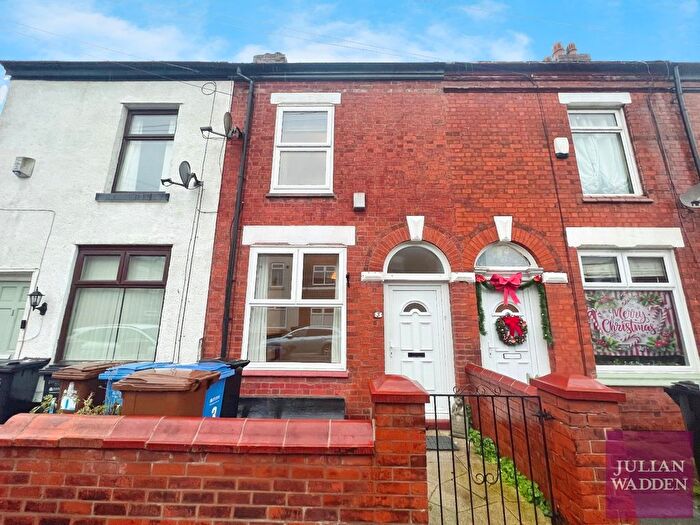 2 Bedroom Terraced House For Sale In Atherton Street, Edgeley, Stockport, SK3