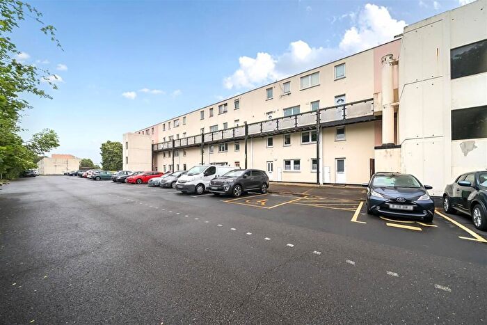 1 Bedroom Maisonette For Sale In Samson Close, Gosport, PO13