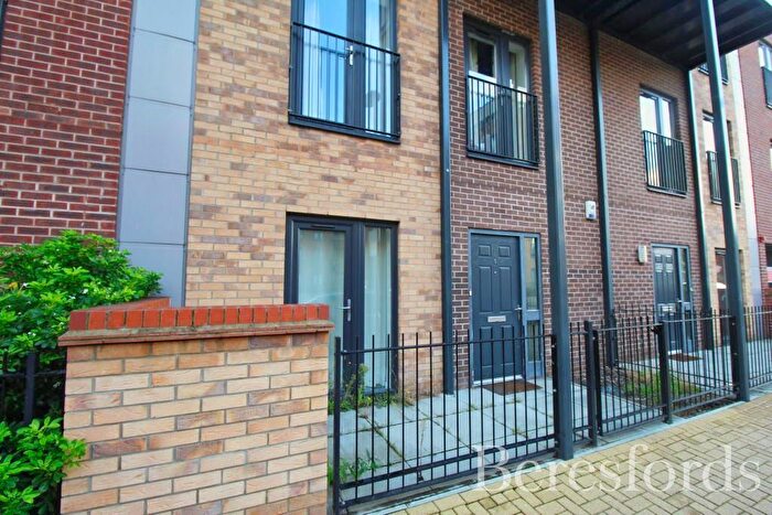 3 Bedroom Flat For Sale In Image Court, Maxwell Road, RM7