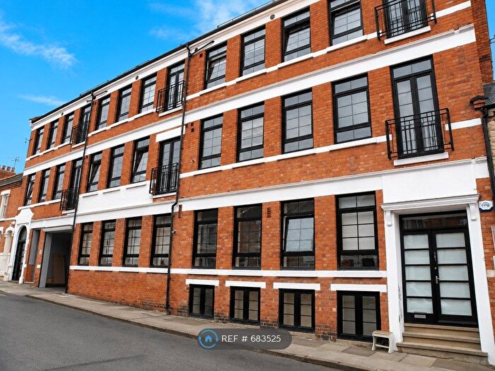 2 Bedroom Flat To Rent In Artizan Road, Northampton, NN1