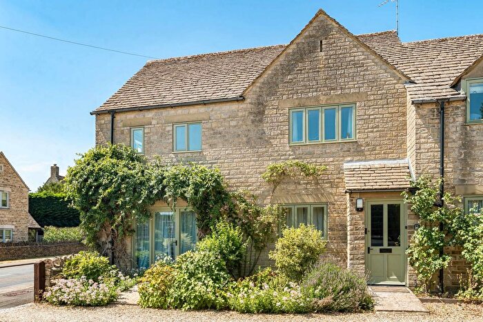 2 Bedroom Flat For Sale In Arlington, Bibury, Cirencester, Gloucestershire, GL7
