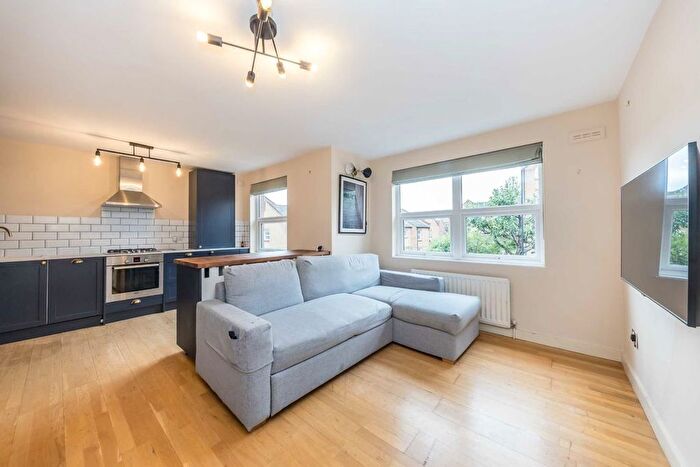 1 Bedroom Flat To Rent In Earlston Grove, London, E9