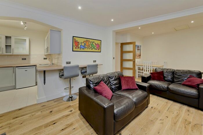 2 Bedroom Flat To Rent In Chilworth Street, London, W2