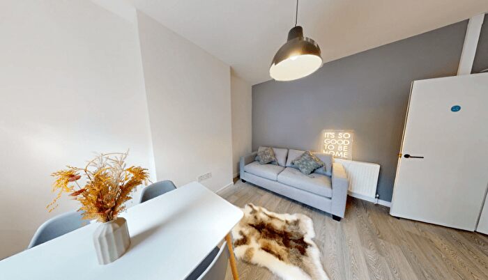 5 Bedroom Terraced House To Rent In Radford Boulevard, Radford, Nottingham, NG7